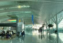 한국의 국제회의 산업 발전은 국제공항 확장과 비례한다.