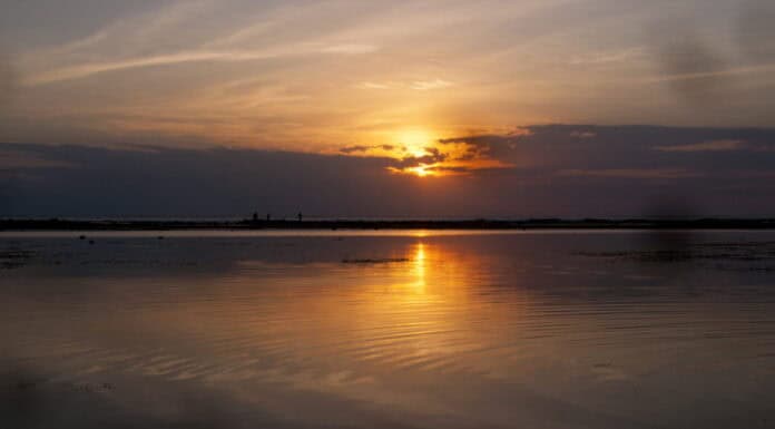 길리 트라왕안의 석양 그리고 시간