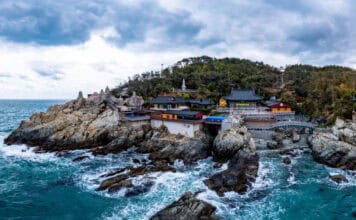 호텔스컴바인&카약, 외국인 관광객 주목하는 한국 여행지 명소 추천 “서울 을지로·부산 기장군·인천 영종도로 K-여행 어때요”